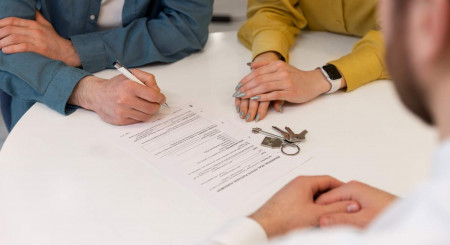 Cedarea dreptului de proprietate - Ghid complet pentru contractul de cesiune