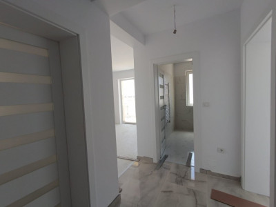 Apartament 2 camere 55 mp, decomandat Giroc - ID V47