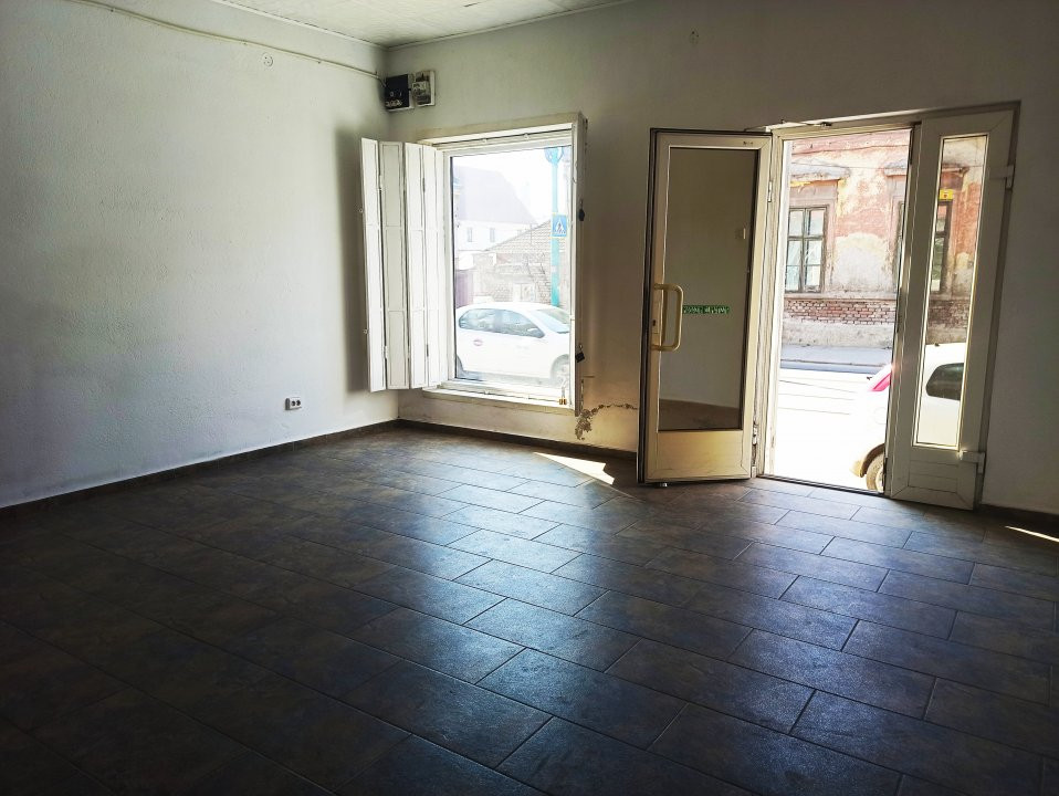 Spatiu Comercial in zona cu vad bun, zona Fabric - ID C1512 7, foxfort.ro