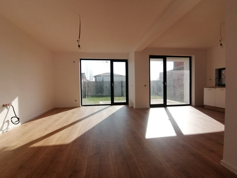 Duplex 4 camere Mosnita Noua pozitionat la asfalt cu toate utilitatile 11, foxfort.ro
