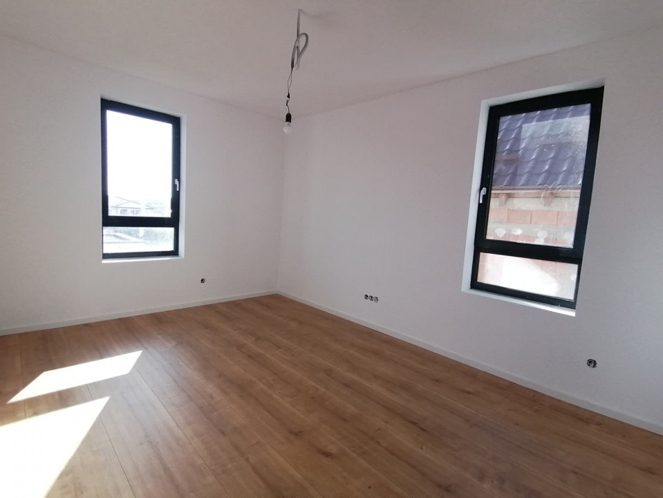 Duplex 4 camere Mosnita Noua pozitionat la asfalt cu toate utilitatile 15, foxfort.ro