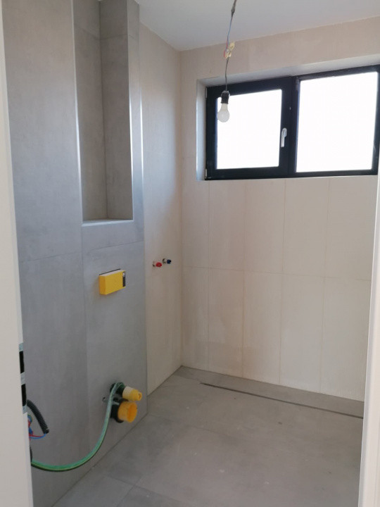 Duplex 4 camere Mosnita Noua pozitionat la asfalt cu toate utilitatile 23, foxfort.ro