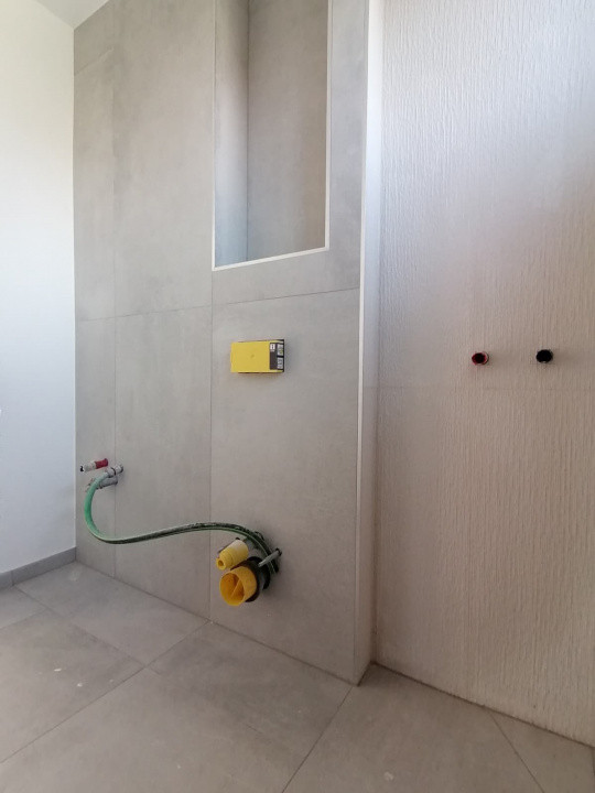 Duplex 4 camere Mosnita Noua pozitionat la asfalt cu toate utilitatile 24, foxfort.ro