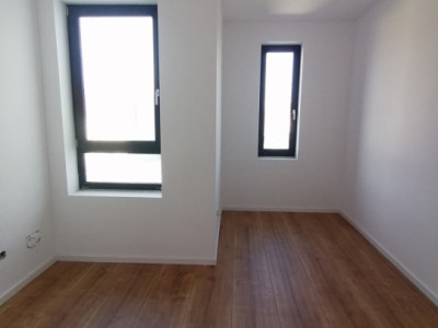 Duplex 4 camere Mosnita Noua pozitionat la asfalt cu toate utilitatile imagine mica 17, foxfort.ro
