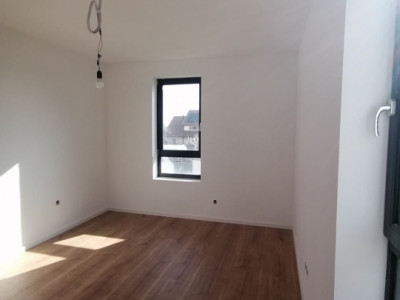 Duplex 4 camere Mosnita Noua pozitionat la asfalt cu toate utilitatile imagine mica 21, foxfort.ro