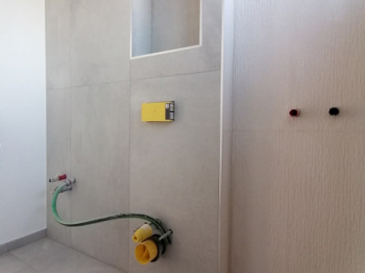 Duplex 4 camere Mosnita Noua pozitionat la asfalt cu toate utilitatile imagine mica 24, foxfort.ro