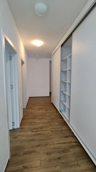 Casa individuala, cu 7 camere, de vanzare in Sacalaz 9, foxfort.ro