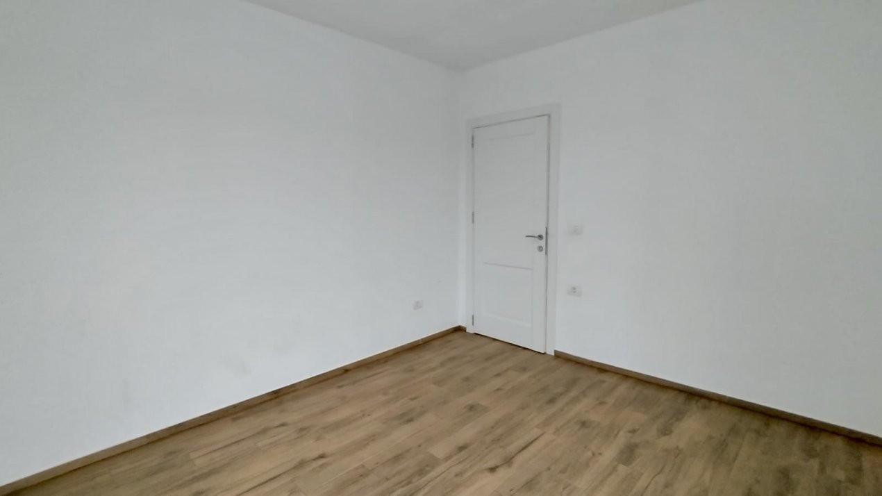 Casa individuala, cu 7 camere, de vanzare in Sacalaz 12, foxfort.ro