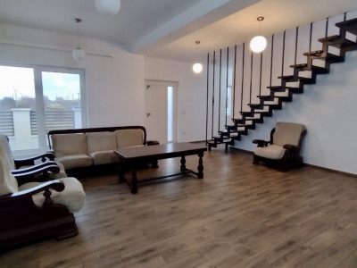 Casa individuala, cu 7 camere, de vanzare in Sacalaz imagine mica 2, foxfort.ro