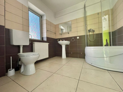 Spatiu comercial de vanzare, 585 mp,locatia excelenta, Timisoara- V2315 imagine mica 15, foxfort.ro