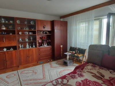 Apartament 1 camera, decomandat, zona Steaua - V2428