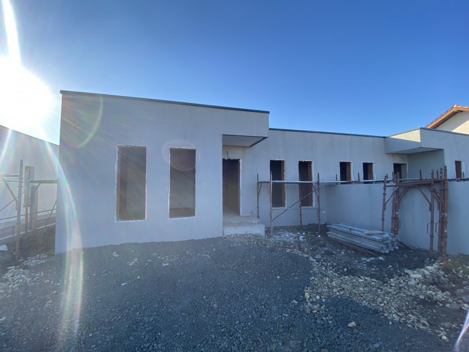 Duplex 4 camere, de vanzare, in Dumbravita cu finalizare in decembrie 2021. 1