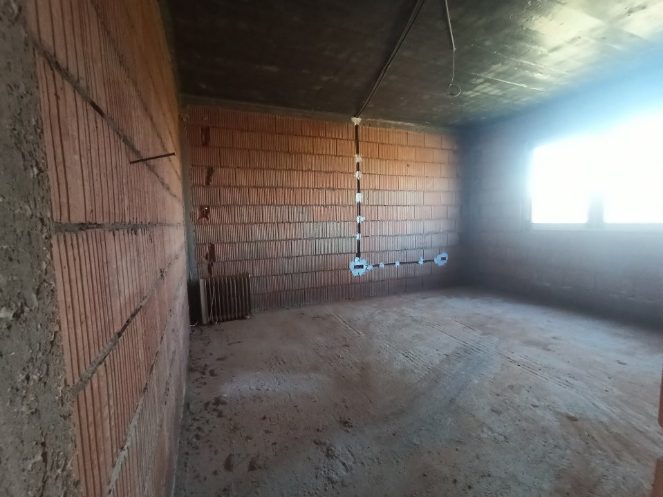 Casa individuala 7 camere Mosnita Noua - V2559 11, foxfort.ro