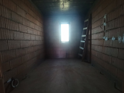 Casa individuala 7 camere Mosnita Noua - V2559 imagine mica 12, foxfort.ro