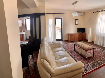 Apartament 3 camere decomandat, zona Mehala
