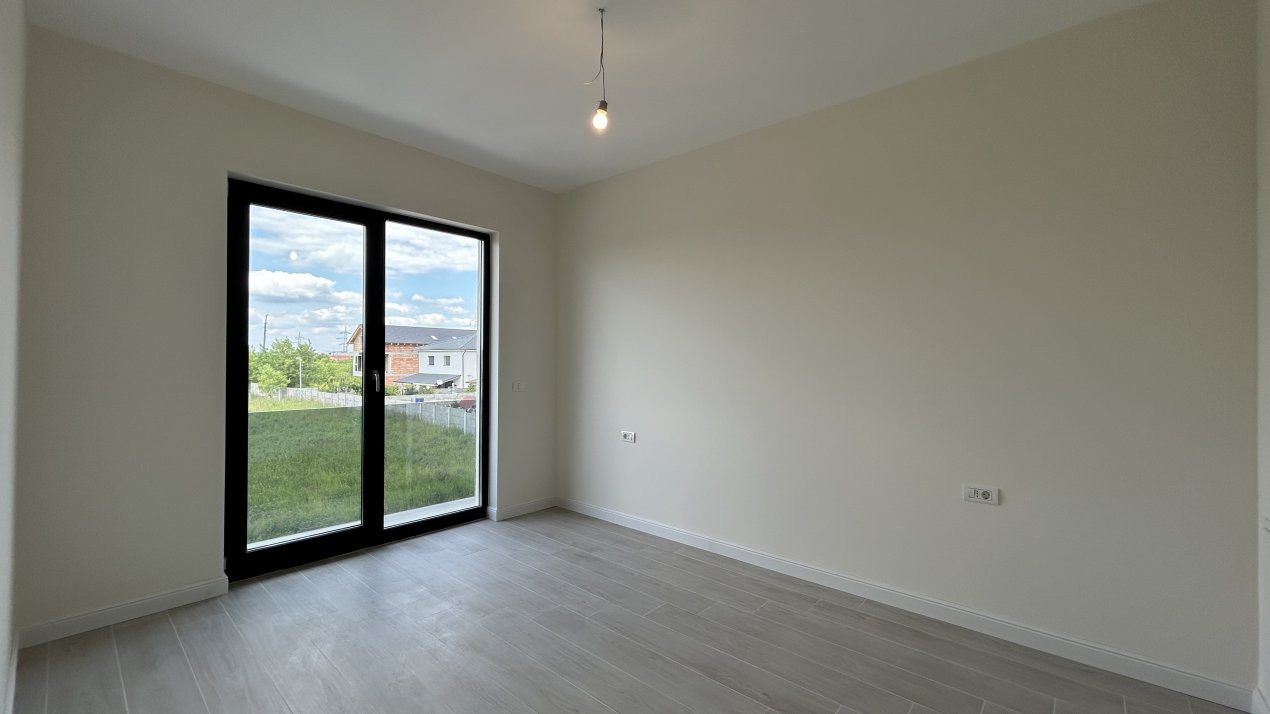 Duplex la chei, 5 camere in Ghiroda 6, foxfort.ro