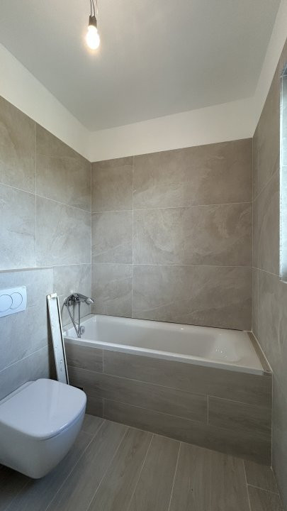 Duplex la chei, 5 camere in Ghiroda 17, foxfort.ro