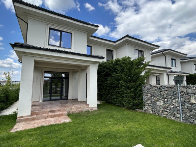 Duplex la chei, 5 camere in Ghiroda