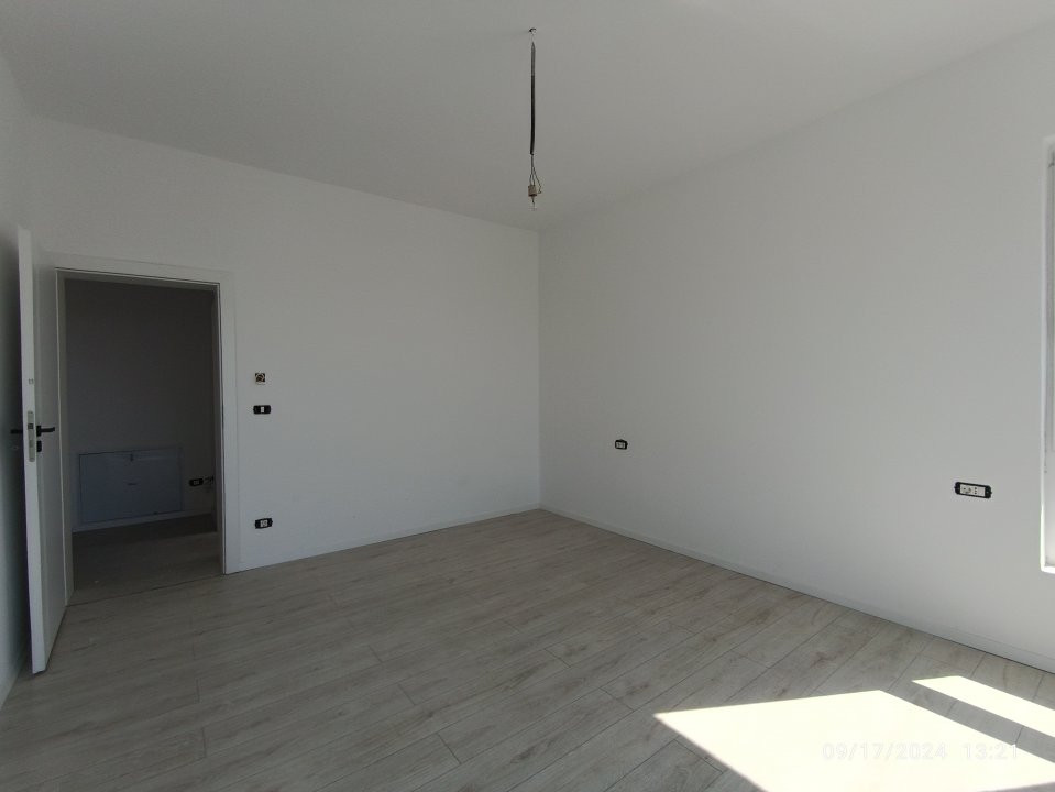 Apartament cu 3 camere la cheie, 2 bai, in Giroc - Zona Calea Urseni 18, foxfort.ro