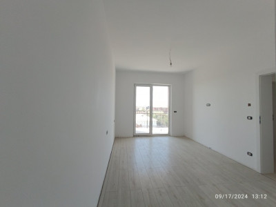 Apartament cu 3 camere la cheie, 2 bai, in Giroc - Zona Calea Urseni imagine mica 3, foxfort.ro