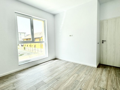 Apartament cu 3 camere, 2 bai, Lift, Cartier Planete - Giroc - ID V2770