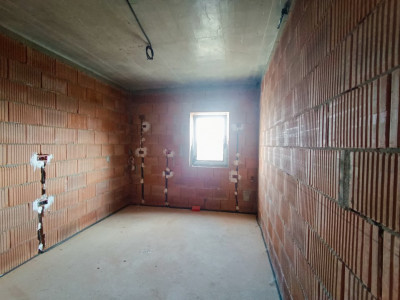 Apartament 3 camere decomandat 72 mp cu gradina de 100 mp in Giroc- V2808 imagine mica 6, foxfort.ro