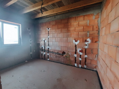 Apartament cu 3 camere 72 mp cu gradina 100 mp in Giroc - V2809 imagine mica 5, foxfort.ro