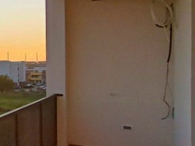 Apartament cu 2 camere, balcon de 10 mp in bloc cu lift Giroc,  - ID V2826