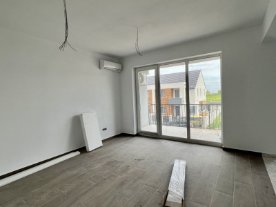 Apartament cu 2 camere spatios in Giroc, Zona Braytim - V2833