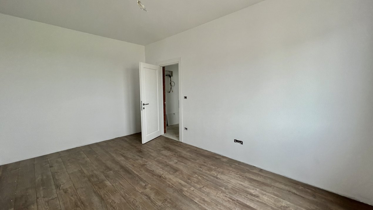Apartament cu 2 camere spatios in Giroc, Zona Braytim - V2833 3