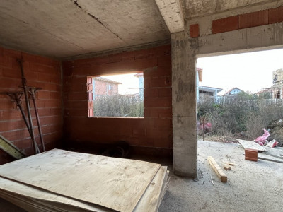 Duplex Mosnita 4 Camere si 3 Dormitoare Pozitie Excelenta - ID V2961 imagine mica 2, foxfort.ro