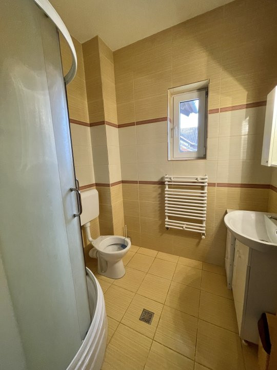 Casa individuala de vanzare, 250 mp, intrare in Dumbravita - V2992 13, foxfort.ro