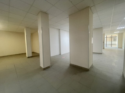 Spatiu comercial de inchiriat, vitrina, 162 mp, zona Garii - ID C3173 imagine mica 6, foxfort.ro
