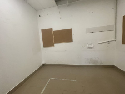 Spatiu comercial de inchiriat, vitrina, 162 mp, zona Garii - ID C3173 imagine mica 7, foxfort.ro