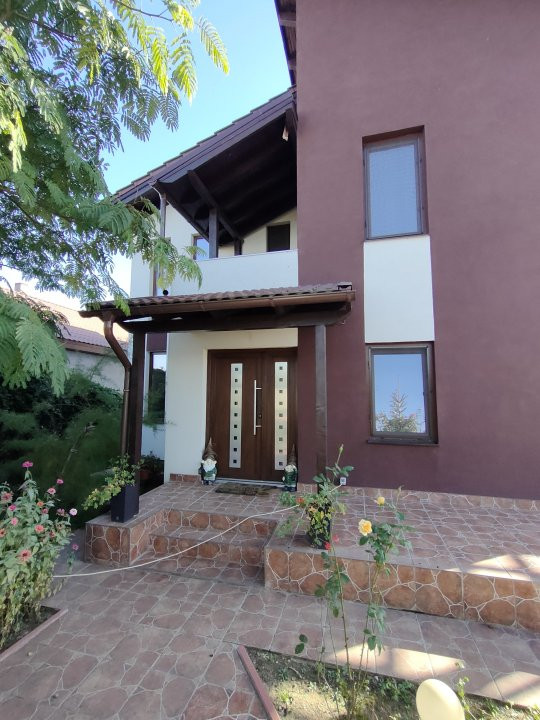 Casa individuala cu 5 camere de vanzare in Sag - ID V155 1, foxfort.ro