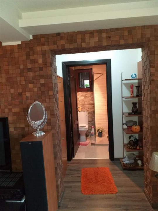 Casa individuala cu 5 camere de vanzare in Sag - ID V155 14, foxfort.ro