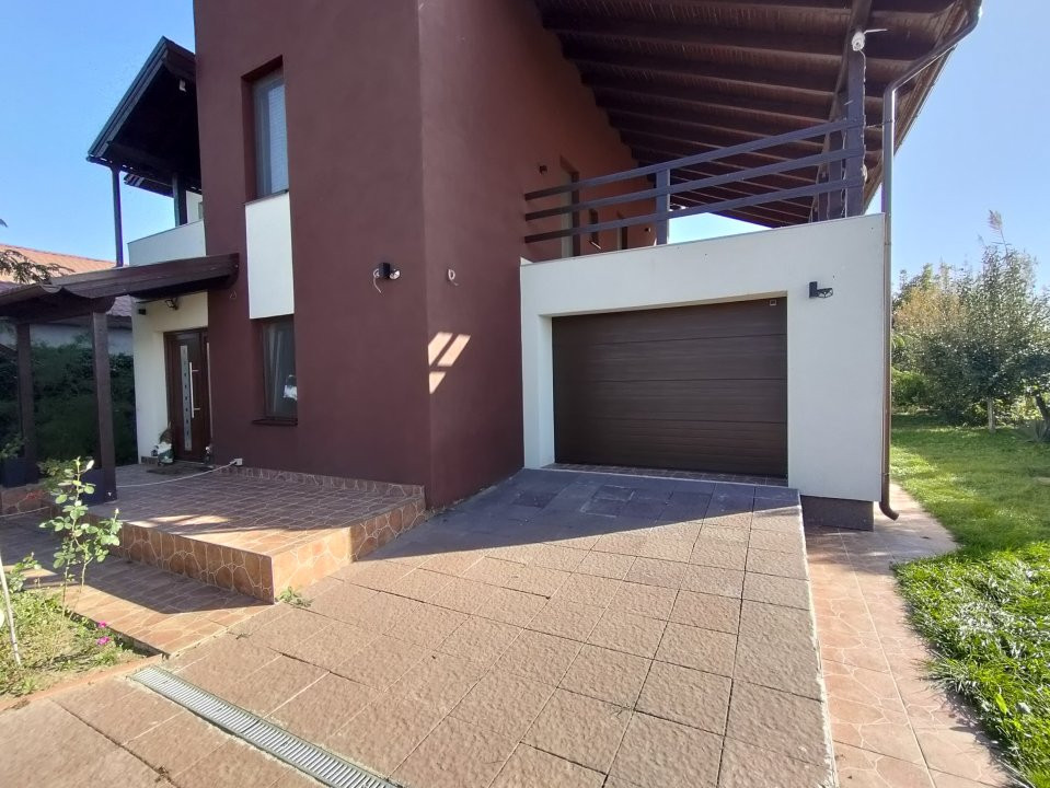 Casa individuala cu 5 camere de vanzare in Sag - ID V155 34, foxfort.ro