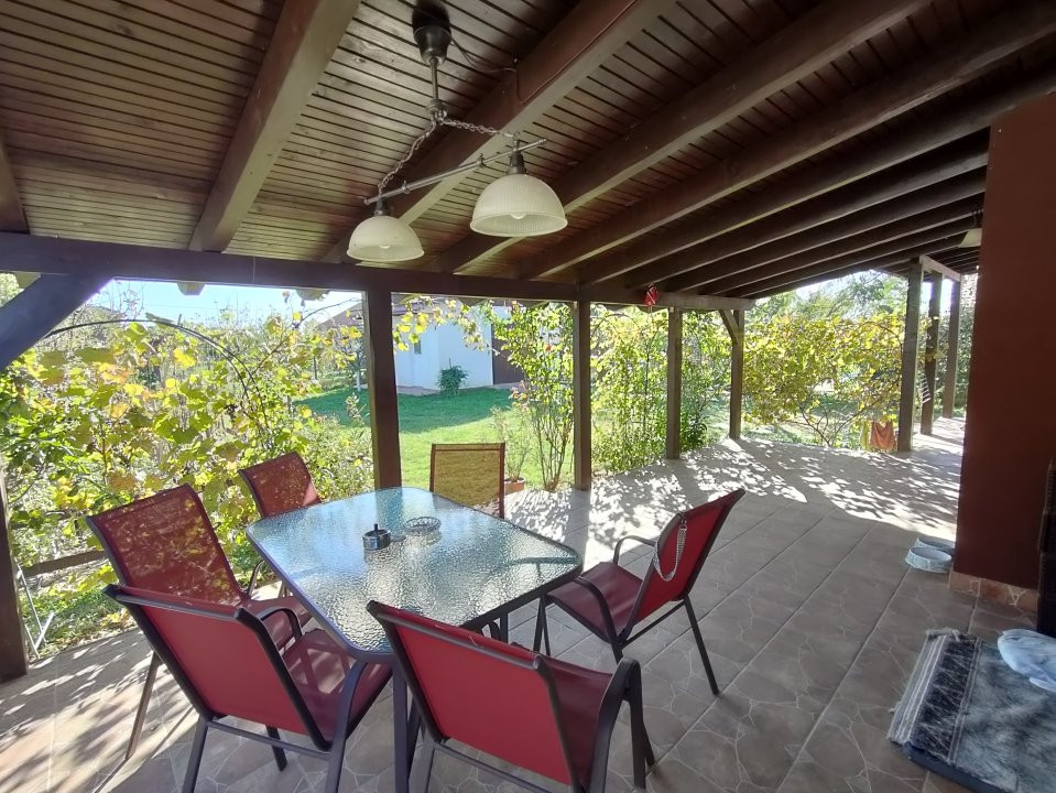 Casa individuala cu 5 camere de vanzare in Sag - ID V155 37, foxfort.ro