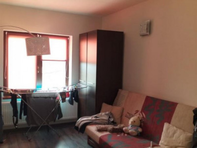 Casa individuala cu 5 camere de vanzare in Sag - ID V155 imagine mica 7, foxfort.ro