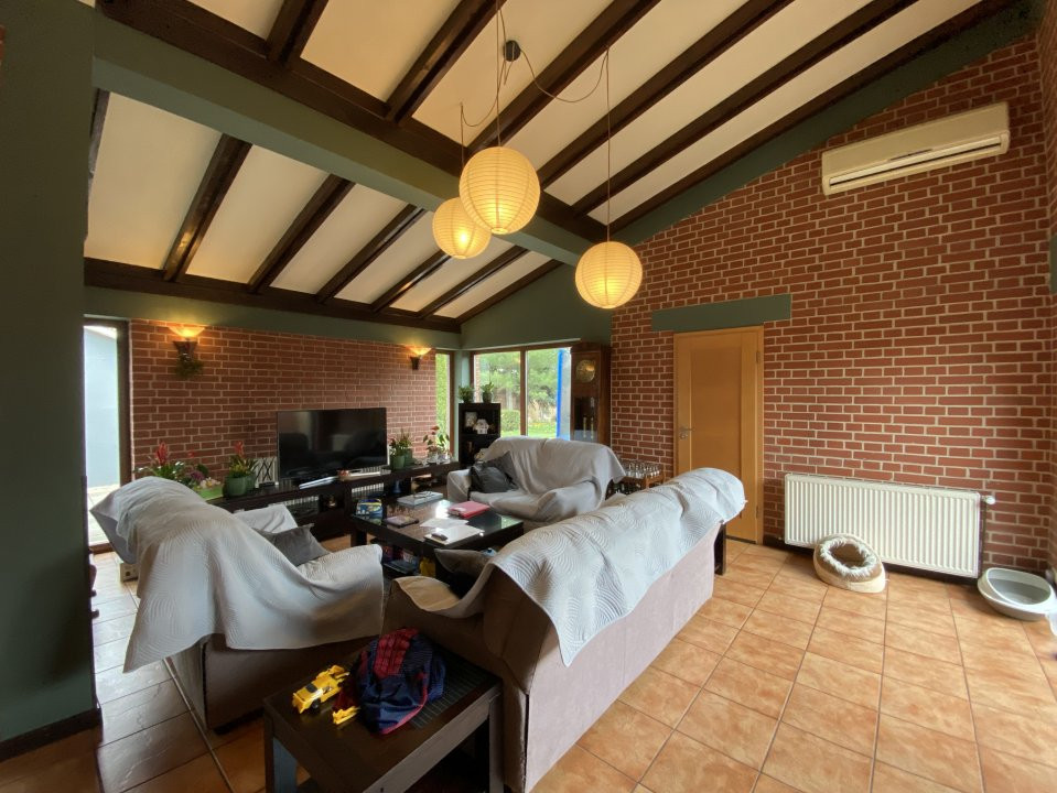 Vila cu 10 camere, de vanzare in Chisoda - ID V3322 5, foxfort.ro