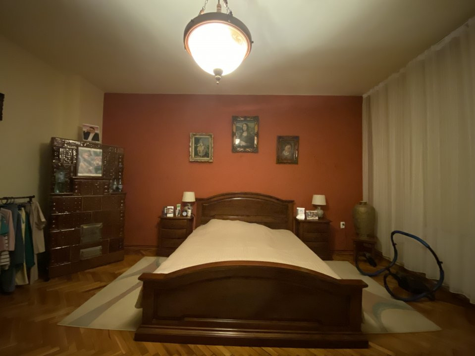 Vila cu 10 camere, de vanzare in Chisoda - ID V3322 21, foxfort.ro