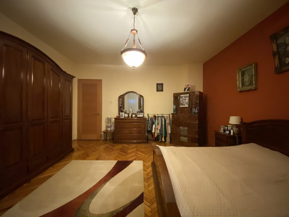 Vila cu 10 camere, de vanzare in Chisoda - ID V3322 22, foxfort.ro