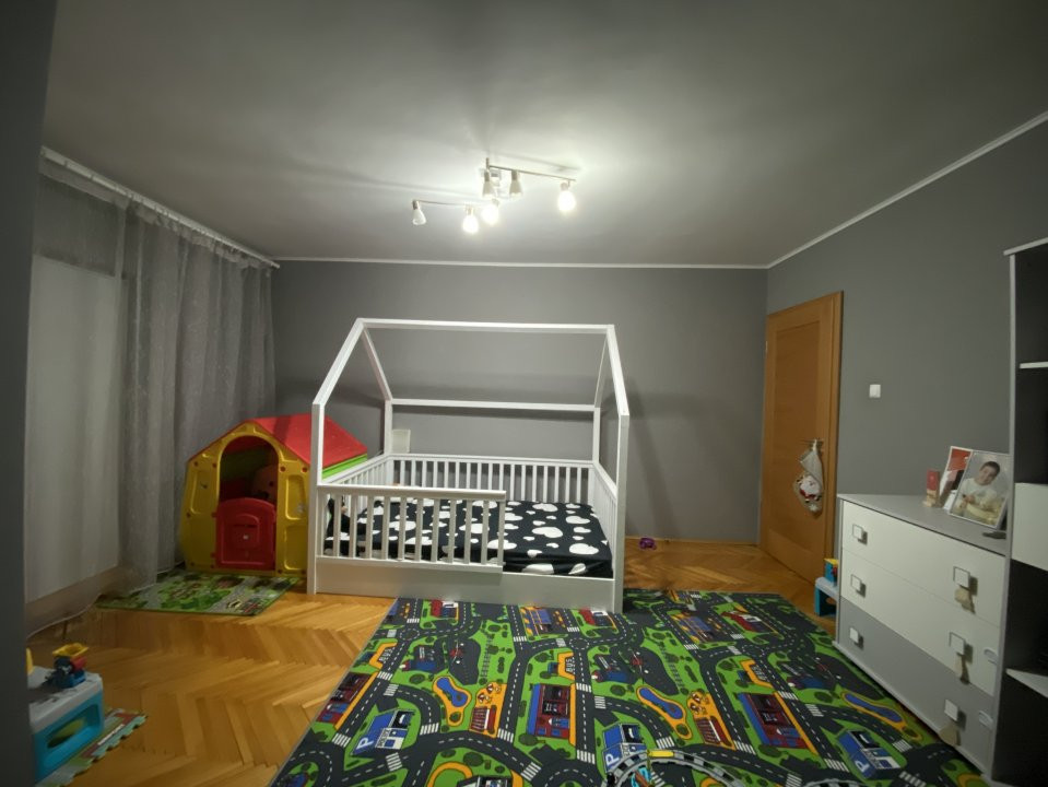 Vila cu 10 camere, de vanzare in Chisoda - ID V3322 32, foxfort.ro