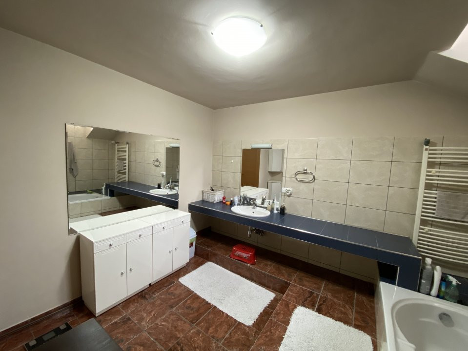 Vila cu 10 camere, de vanzare in Chisoda - ID V3322 42, foxfort.ro