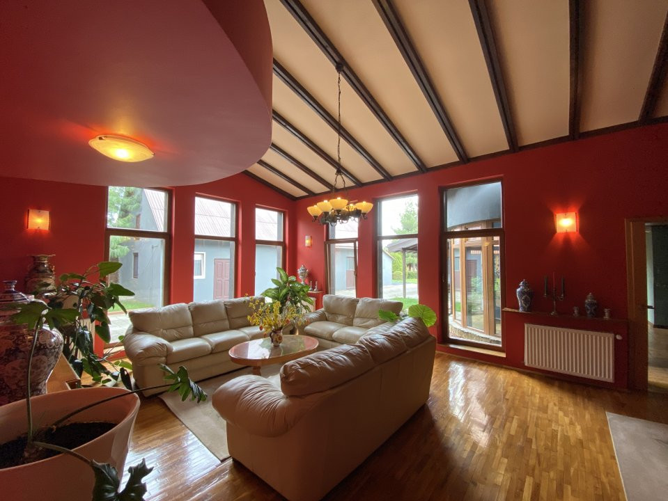Vila cu 10 camere, de vanzare in Chisoda - ID V3322 50, foxfort.ro