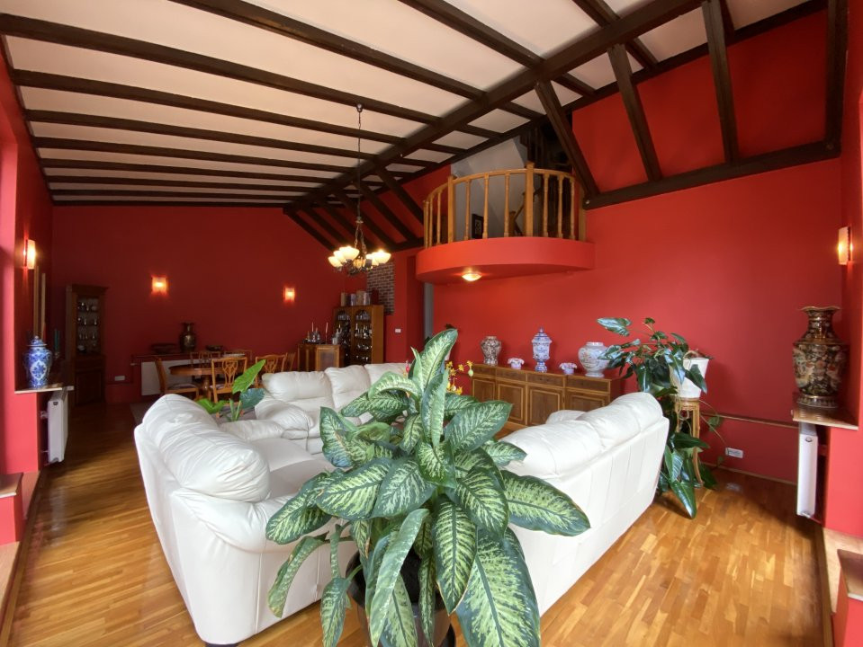 Vila cu 10 camere, de vanzare in Chisoda - ID V3322 51, foxfort.ro