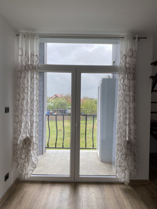 Apartament cu 3 camere, de vanzare, in Ghiroda - ID V3387 18, foxfort.ro