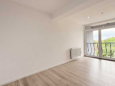 Apartament cu 3 camere, de vanzare, in Ghiroda imagine mica 7, foxfort.ro