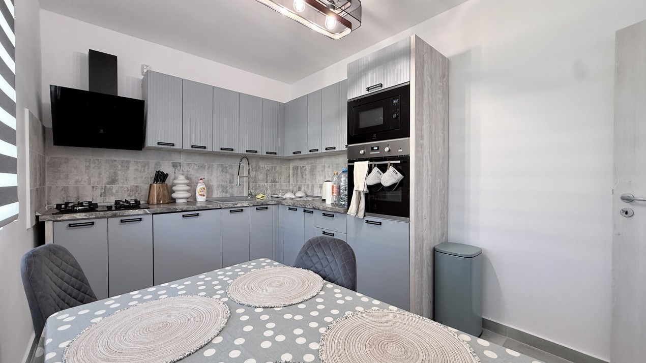 Duplex finalizat cu etaj, 3 camere, Mosnita Veche 9, foxfort.ro