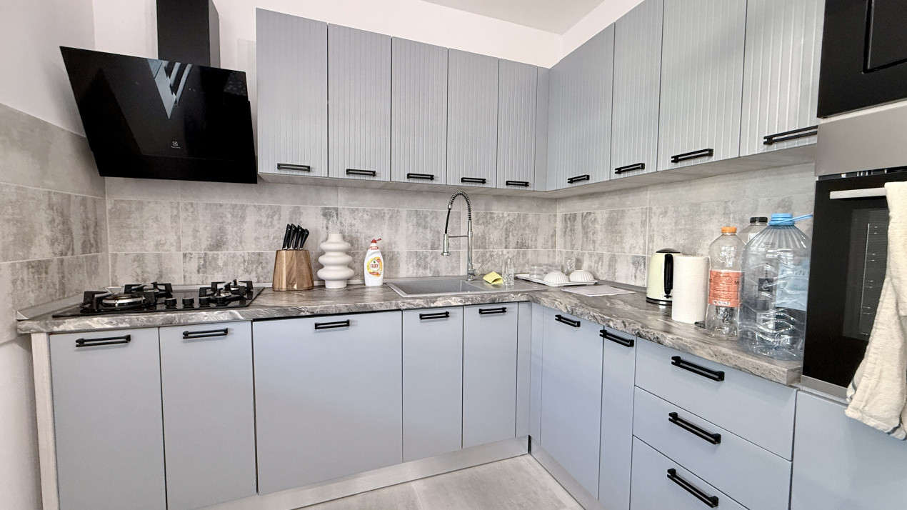 Duplex finalizat cu etaj, 3 camere, Mosnita Veche 10, foxfort.ro